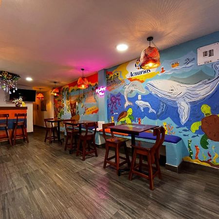 Acuarios Hostal Playa Ladrilleros Ngoại thất bức ảnh
