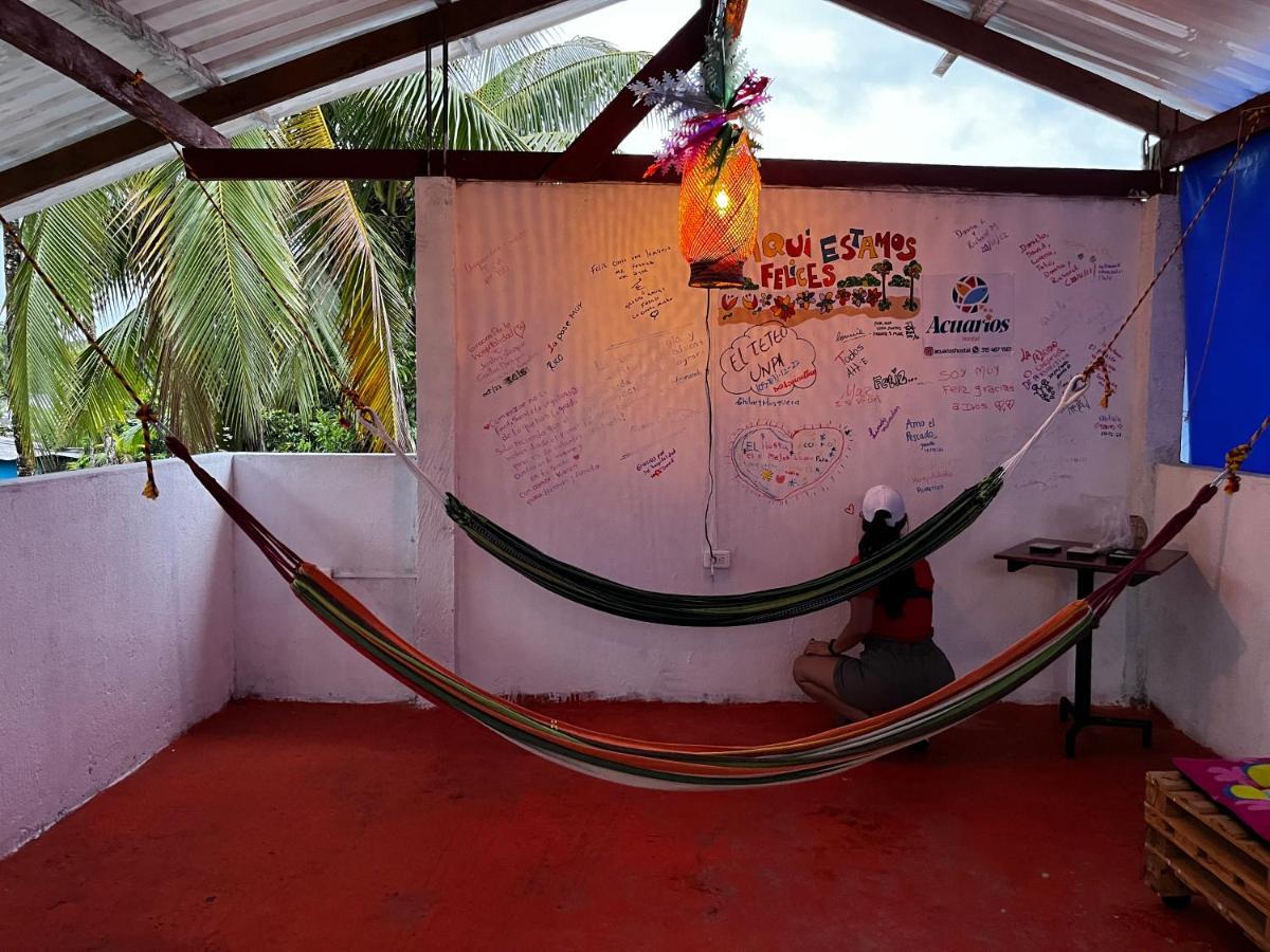 Acuarios Hostal Playa Ladrilleros Ngoại thất bức ảnh