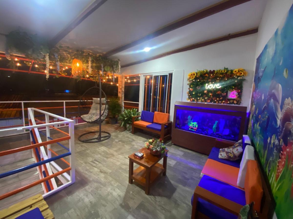 Acuarios Hostal Playa Ladrilleros Ngoại thất bức ảnh