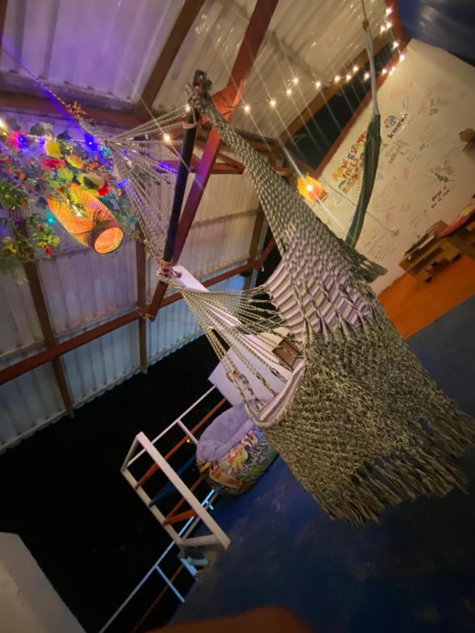Acuarios Hostal Playa Ladrilleros Ngoại thất bức ảnh